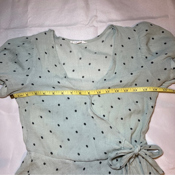 E & M‎ Women’s Chic Mint And Black Polka Dot Wrap Blouse Bow Detail Size Small - Picture 11 of 15